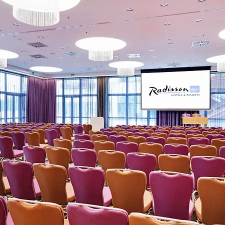 Radisson Blu Курортный комплекс Буковель