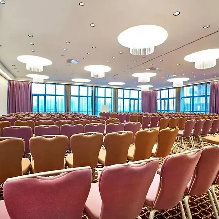 Radisson Blu 5*