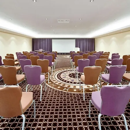 Radisson Blu 5* Μπούκοβελ
